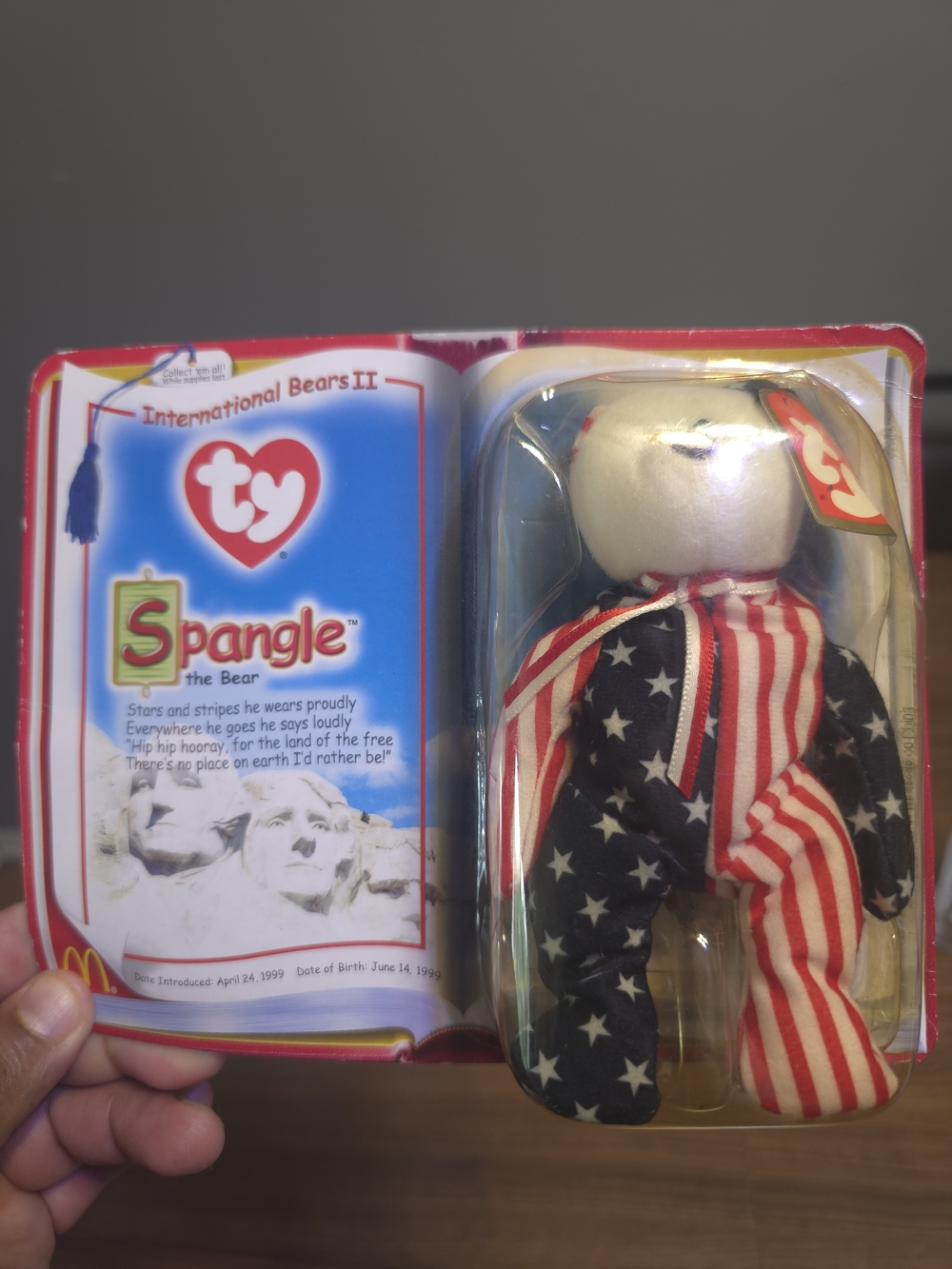 Ty International Bears II Spangle Beanie Baby in Red & Blue Like New